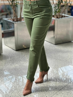 CALÇA RETA G3 FEM - comprar online