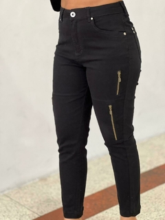 CALÇA JOGGER FEM na internet