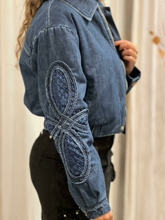 BOMBER BORDADO DENIM na internet