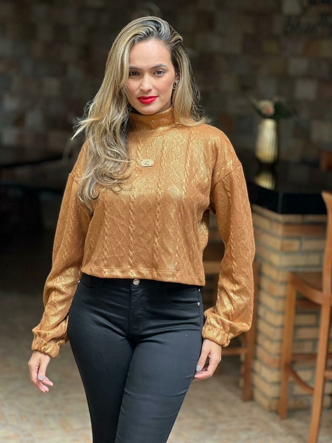 BLUSA GOLA ALTA