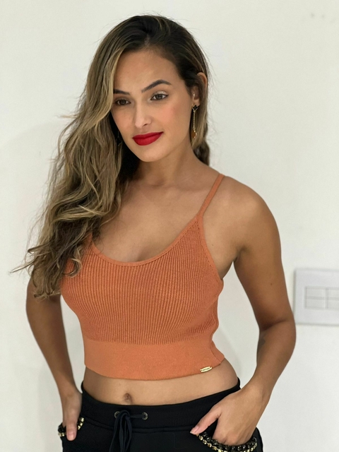 TOP FEM CARAMELO