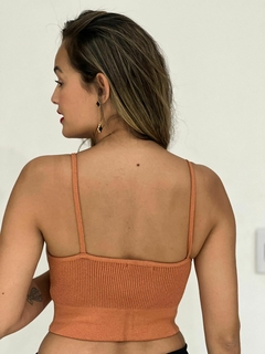 TOP FEM CARAMELO - comprar online