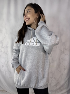 Canguro oversize de algodón frisado c/ estampa de mujer (4799) - Oxígeno Indumentaria Deportiva - Tienda online MAYORISTA