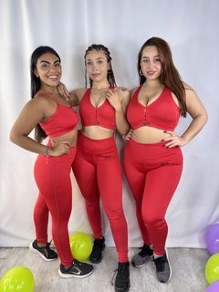 Top tira fina linda infinita II (1614) en internet