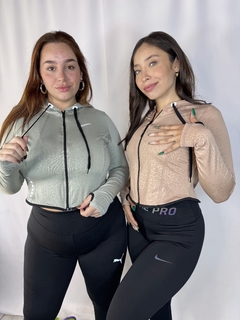 Campera corta de lycra c/ frisa de mujer (4915) - comprar online