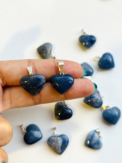 Dije corazón mini cuarzo azul