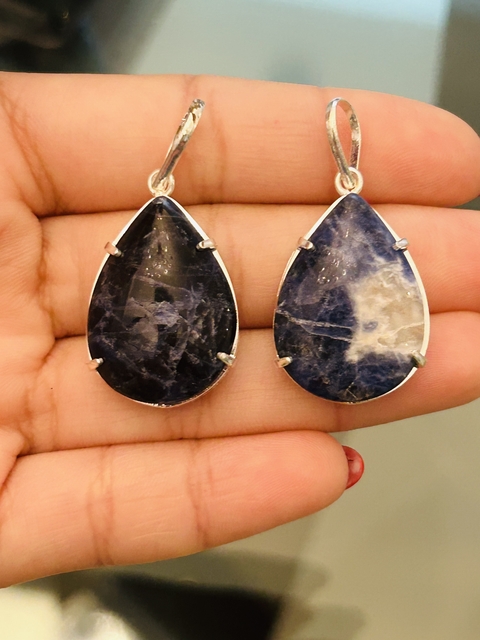 Dije gota engarzada de sodalita