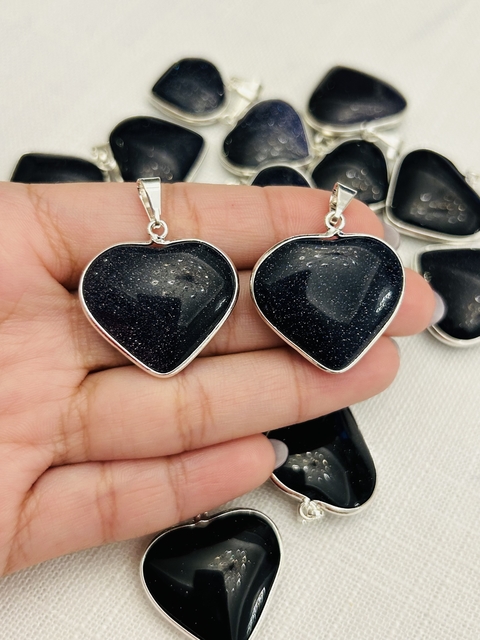 Dije corazón grande con virola gold stone blue