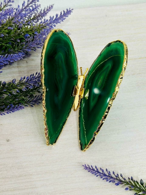 Mariposa grande con rodajas de ágata verde