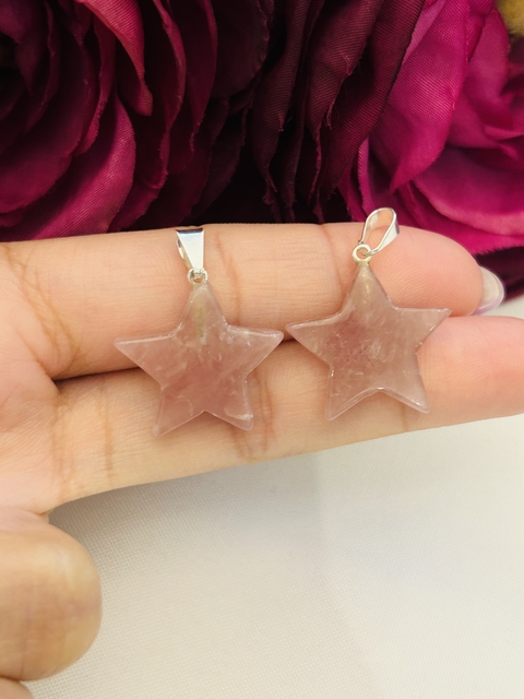 Dije estrella de cuarzo frutilla
