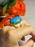 Anillo oval mediano de howlita turquesa dorado - comprar online