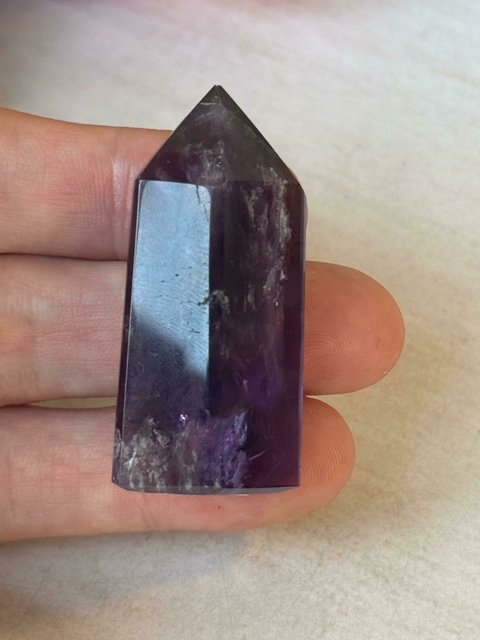 Punta de amatista con base 5cm