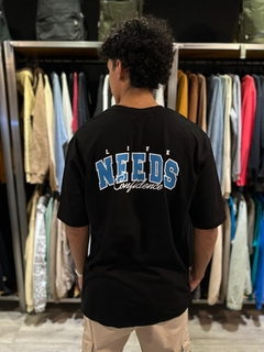 OM Remera Over Needs (RE1231) - Cumbres