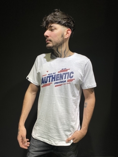 MH Remera Authentic (RE0775)