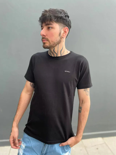 MH Remera Basica Moha (RE0152) - tienda online