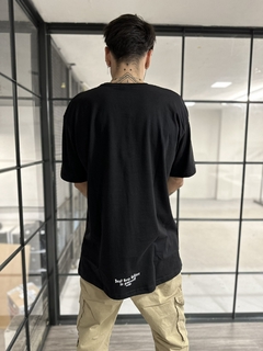 Imagen de MH Remera Over Gotic (RE1106)