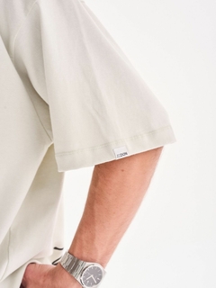 ED Remera Boxy Honest (RE1255) - Cumbres