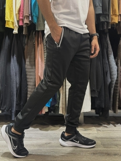 OM Jogging Frisa Chinesse (PA1059) - tienda online