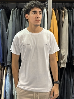 MH Remera Cursivo (RE1279)