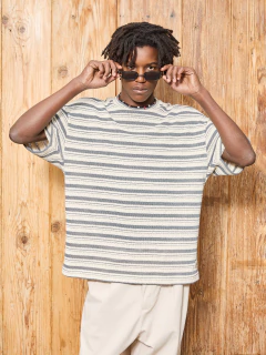 ED Remera Taylor Over (RE1805) - tienda online