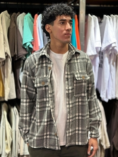 OM Camisaco Paño Esquel (AB0790) en internet