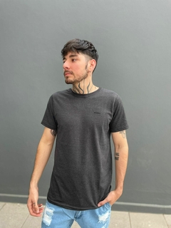 MH Remera Jeremie (RE0115) - comprar online