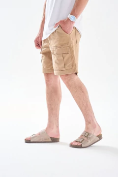 ED Bermuda Cargo Milos (PA0710)