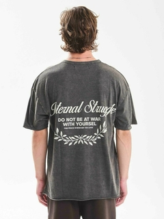 ED Remera Internal Struggle (RE1276) - tienda online