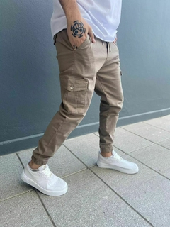 OM Jogger Cargo Vison (OM0080) en internet