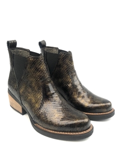 Bota de cuero charol Gina Ferrari (1501) - comprar online