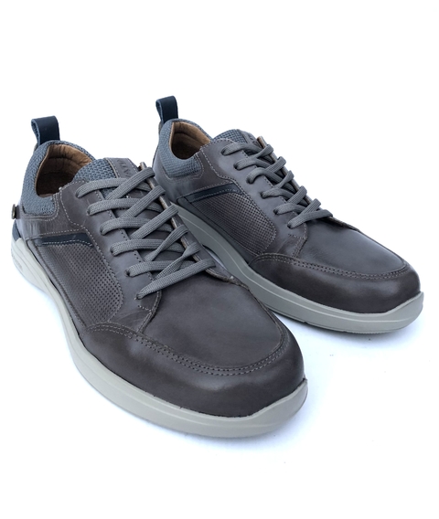 Zapatilla de cuero acordonada Cavatini H (70-5055)