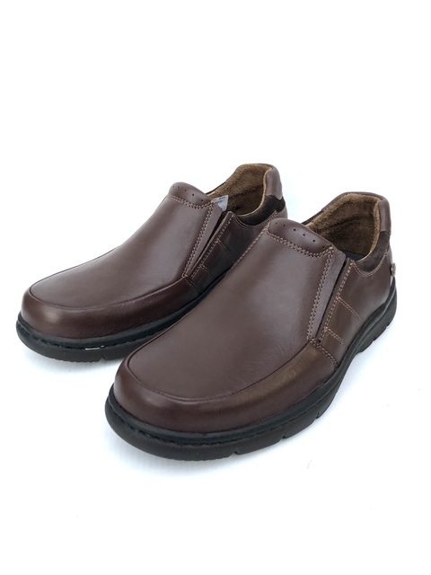 Zapato de cuero con elásticos Cavatini H (70-5211).