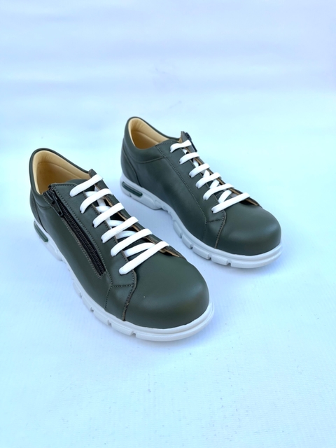 Zapatilla de cuero Kalel (2002C)