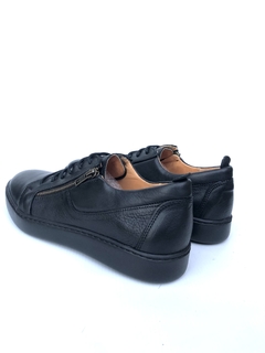 Zapatilla de cuero con cierre Kraim (Cagliari). - Calzados Miguel Angel - Zapatos de cuero