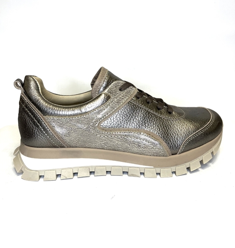 Zapatilla de cuero metalizada Keady (110)