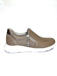Zapatilla de cuero con cierres Cavatini M (39-1320) - comprar online