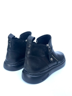 Bota de cuero con cierres Cavatini (41-1262) - Calzados Miguel Angel - Zapatos de cuero