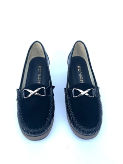 Mocasín de cuero con estribo Kalel (1916) en internet
