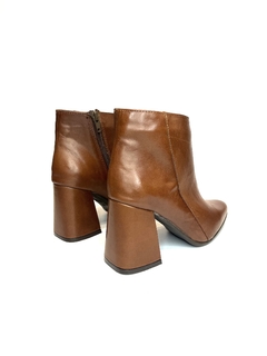 Bota de cuero Gravagna (697) - Calzados Miguel Angel - Zapatos de cuero