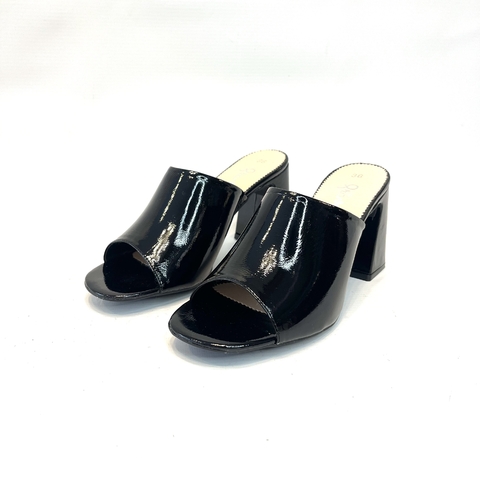 Chinela de cuero Gravagna (7280)