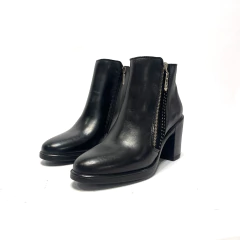 Bota de cuero Cavatini (42-3379) negro en internet