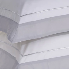 Jogo de cama Fiesole Branco/Gelo - Trussardi na internet