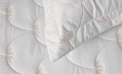 Colcha Caterine Trussardi 100% Algodão 200 Fios Percal - comprar online