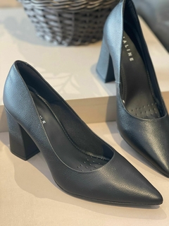 Scarpin Lia Line Preto na internet
