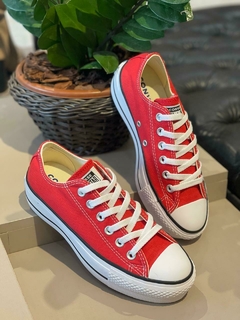 Tênis All Star Vermelho Solado Alto na internet