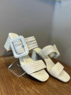 Tamanco Vizzano Off White - loja online