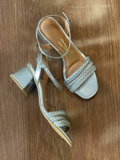 Sandália Vizzano Prata - comprar online