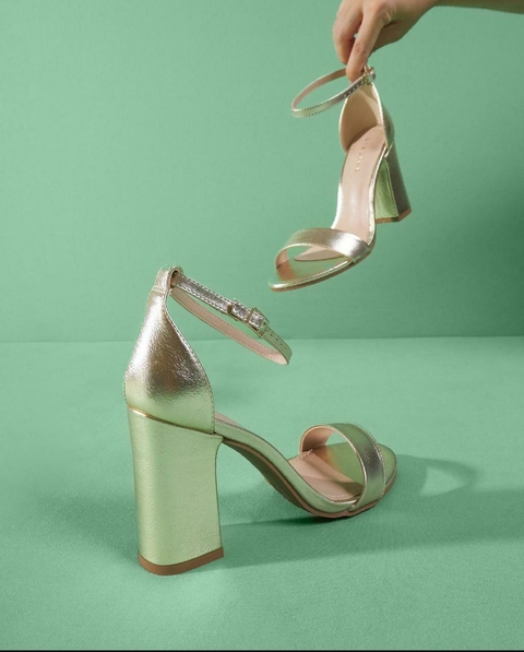 Sandália Lia Line Ouro Light - comprar online