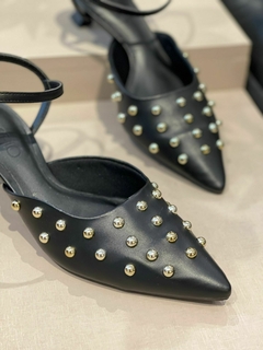 Chanel Specchio Brand Preto na internet