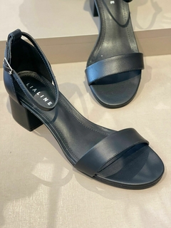 Sandália Lia Line Preto na internet